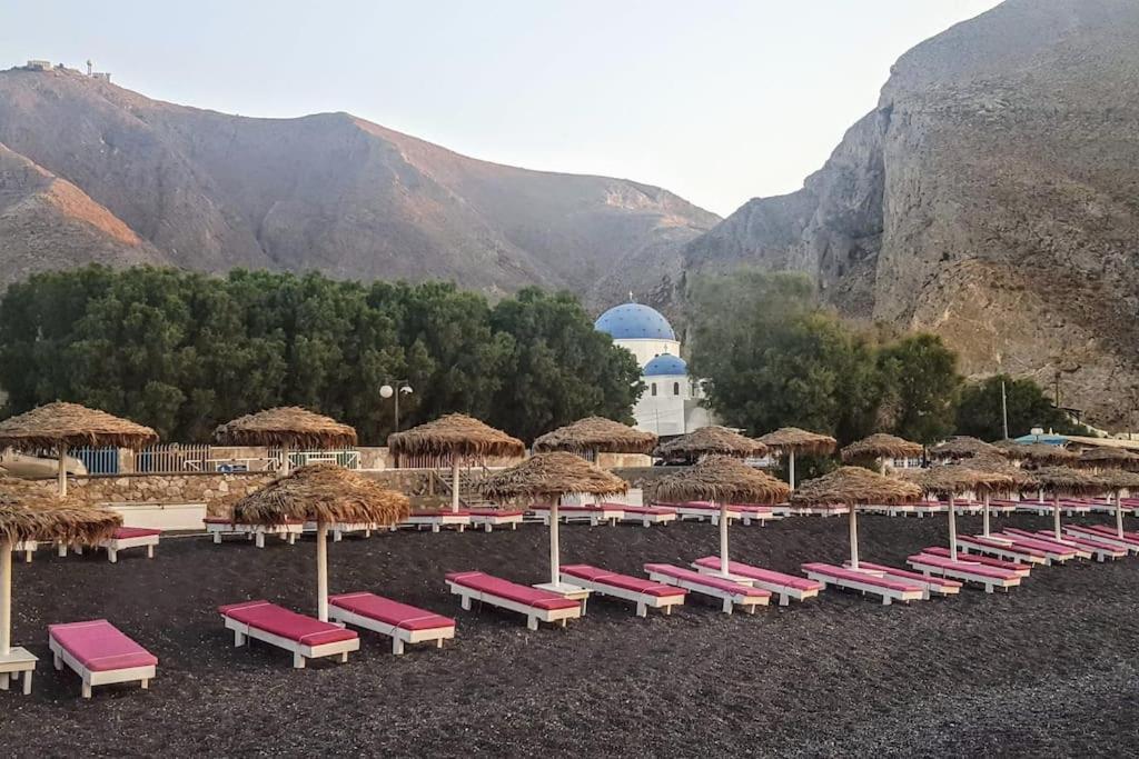 Pleasure Black Beach Perissa  Exterior photo