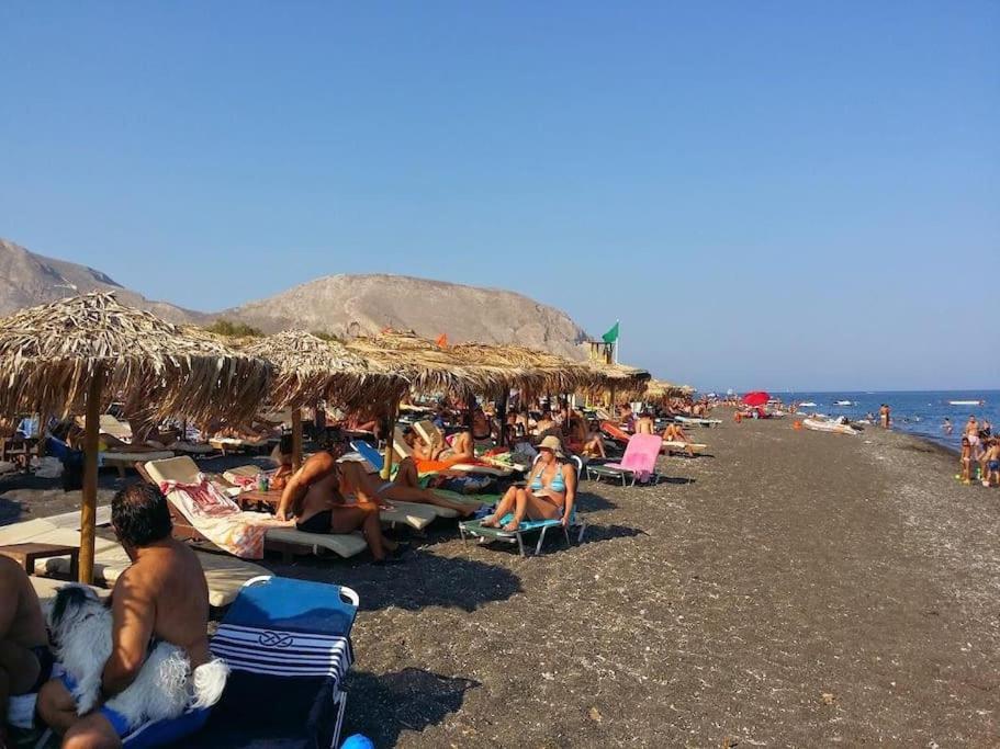 Pleasure Black Beach Perissa  Exterior photo